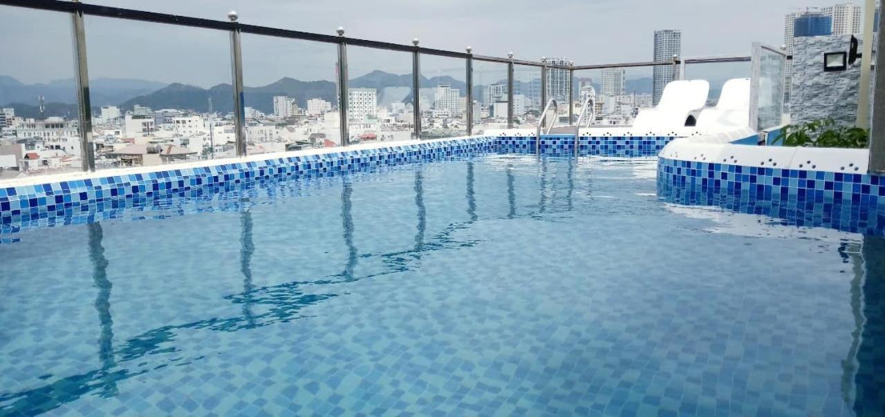 Sen Vang Luxury Hotel Nha Trang Zewnętrze zdjęcie