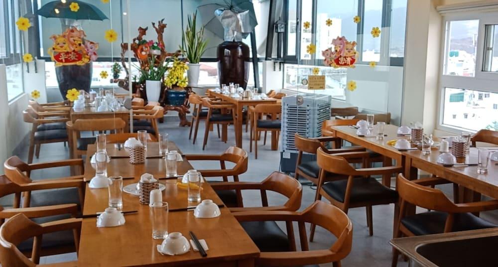 Sen Vang Luxury Hotel Nha Trang Zewnętrze zdjęcie